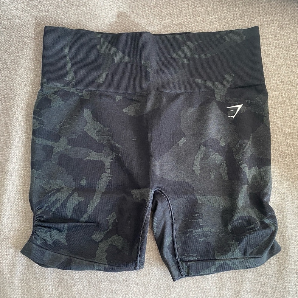 Gymshark Camo Seamless Workout Shorts - olive